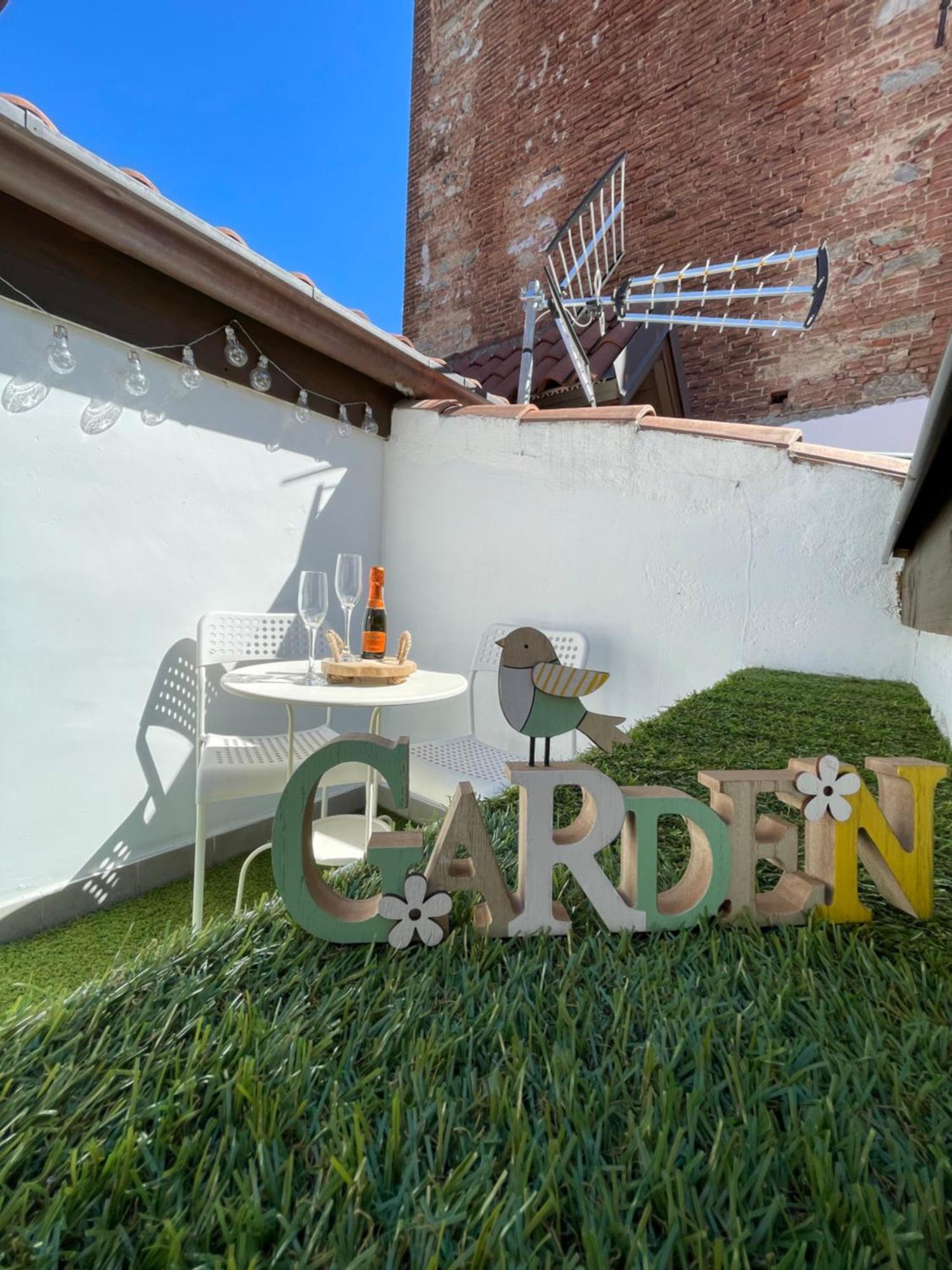 Garden House Cit Turin Apartamento Exterior foto